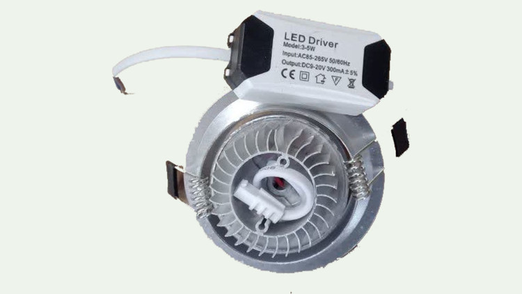 هالوژن 5 وات