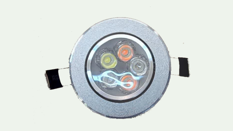 هالوژن تو کار رشد گیاه